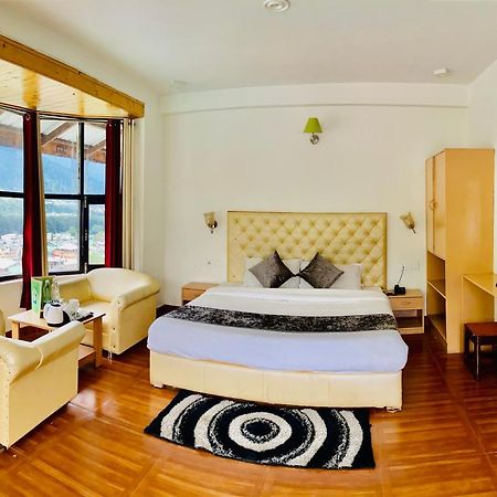 Hotel Hadimba Palace - Near Mall Road Manāli Extérieur photo