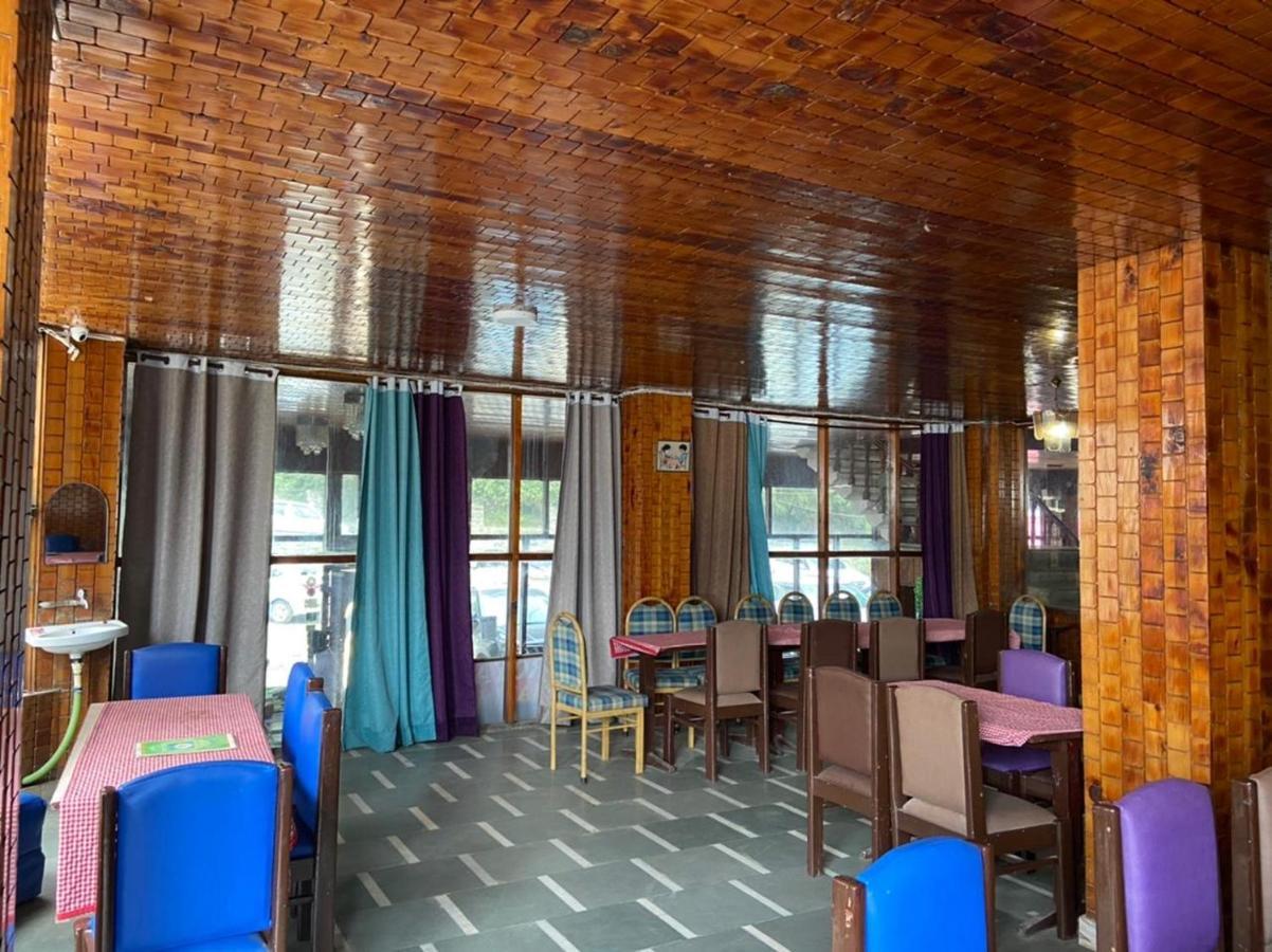 Hotel Hadimba Palace - Near Mall Road Manāli Extérieur photo